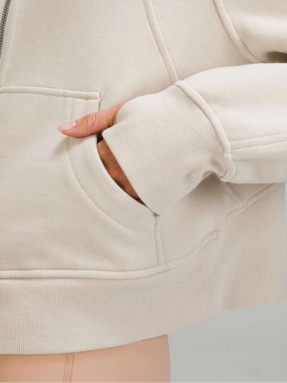 Lululemon Scuba Oversized Funnel Neck Half Zip in Creamy Ivory size XS/Small